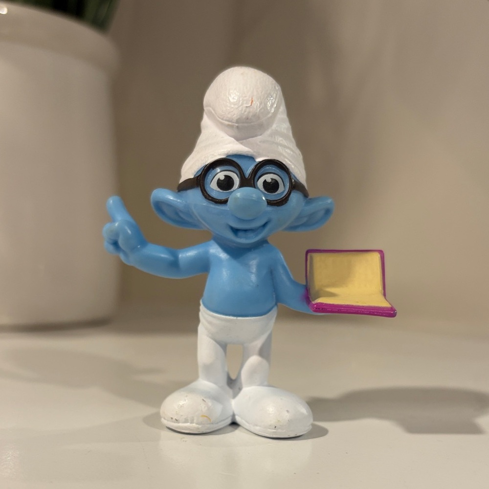 2013 Smurfs McDonald’s Toy - Brainy Smurf  vintage happy meal kids toys figures